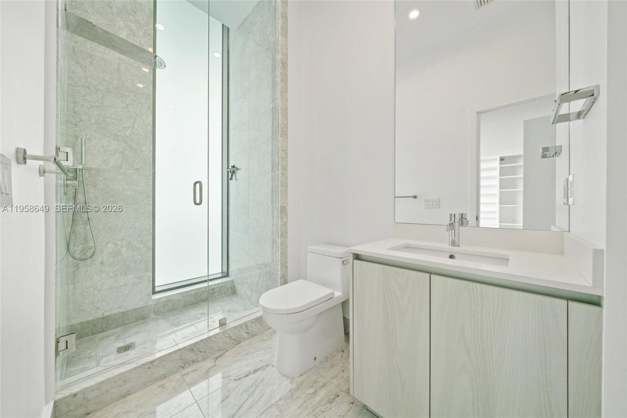 480 NE 31st St, Unit PH5101, Miami, FL 33137 Photo