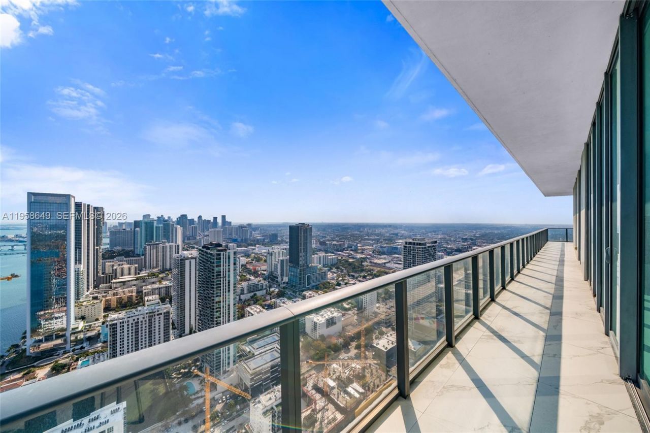 480 NE 31st St, Unit PH5101, Miami, FL 33137 Photo