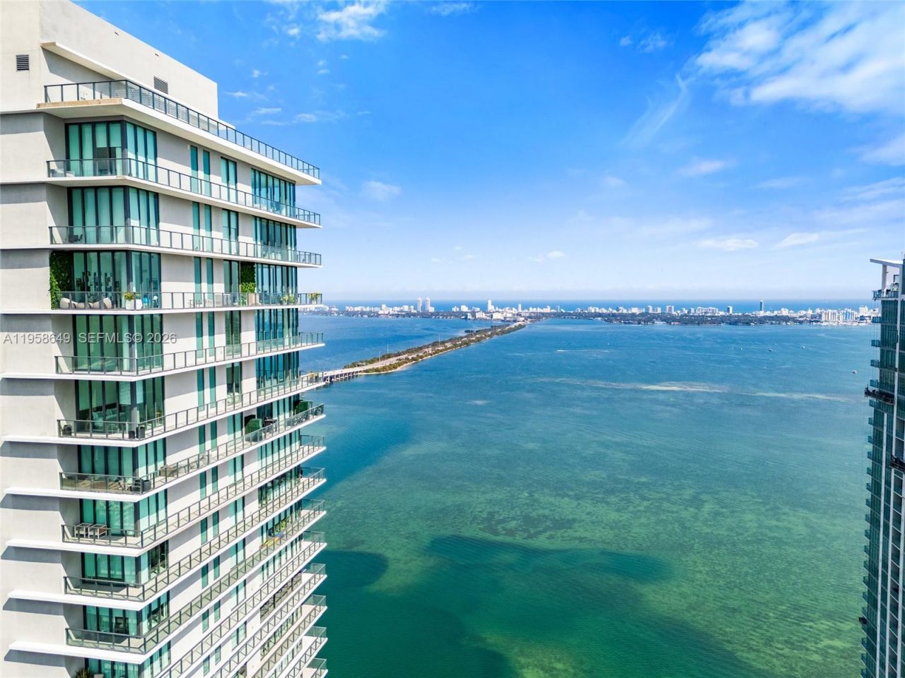 480 NE 31st St, Unit PH5101, Miami, FL 33137 Photo