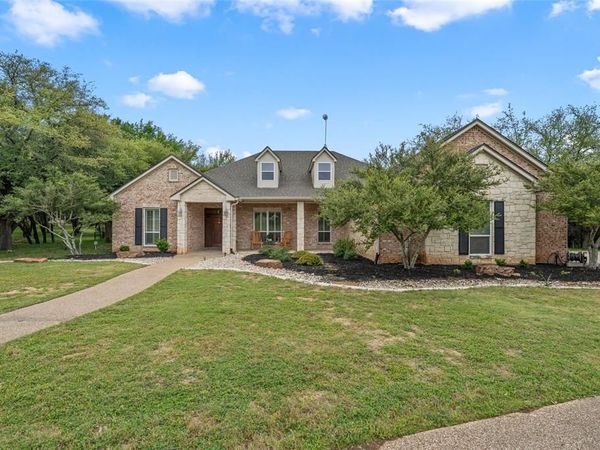 130 Winding Trail, Crawford, TX 76638