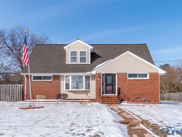 904 Lakewood Drive, Colonial Heights, VA 23834