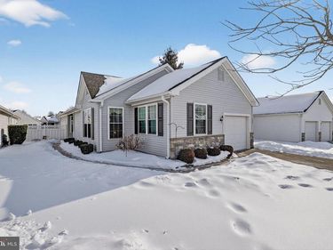 1806 RED FOX LANE, GLEN MILLS, PA 19342