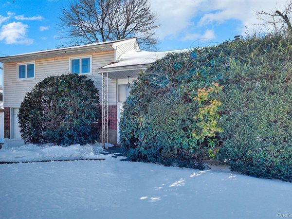 266 N Kentucky, Massapequa, NY 11758