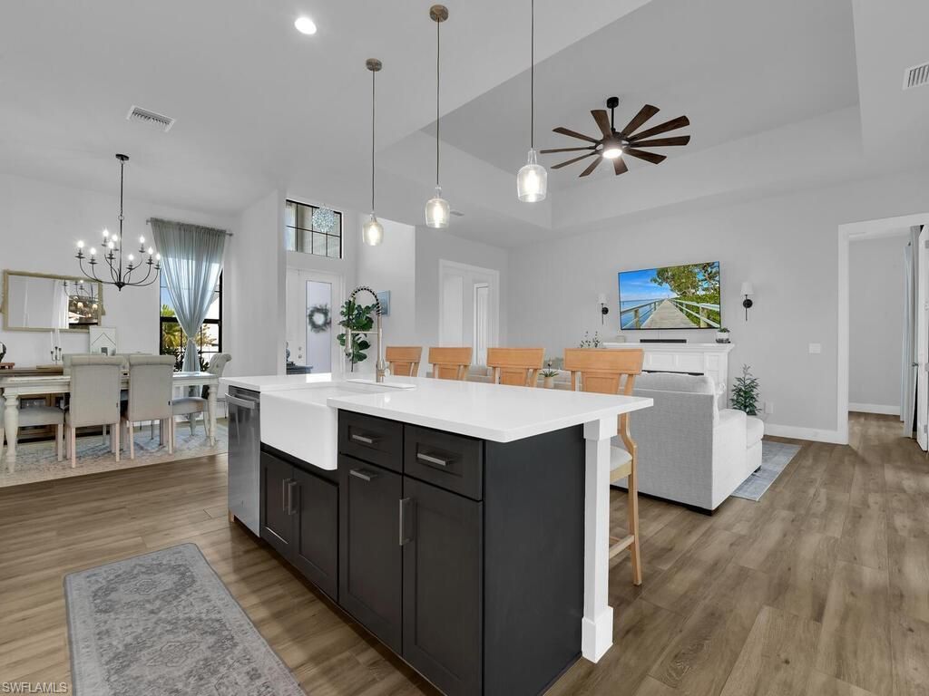 1826 SW 17th Ave , Cape Coral, FL 33991 Photo