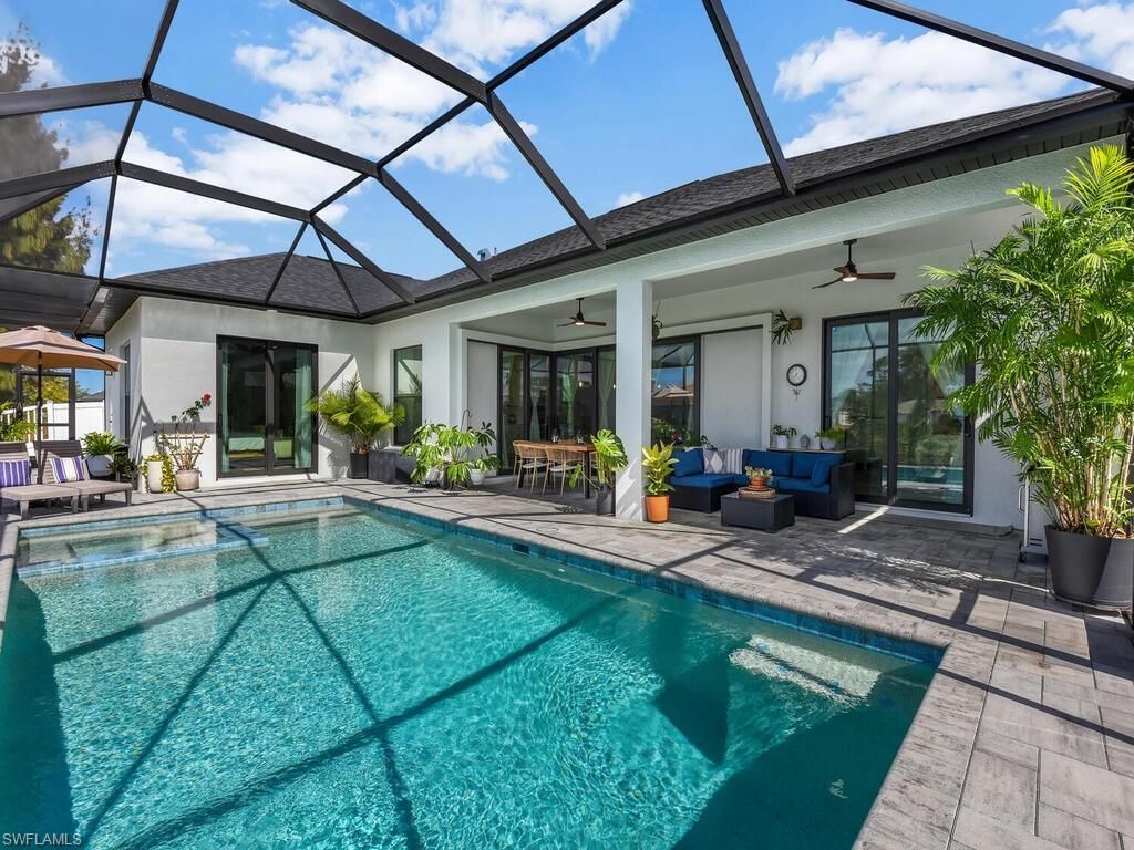 1826 SW 17th Ave, Cape Coral, FL 33991 Photo