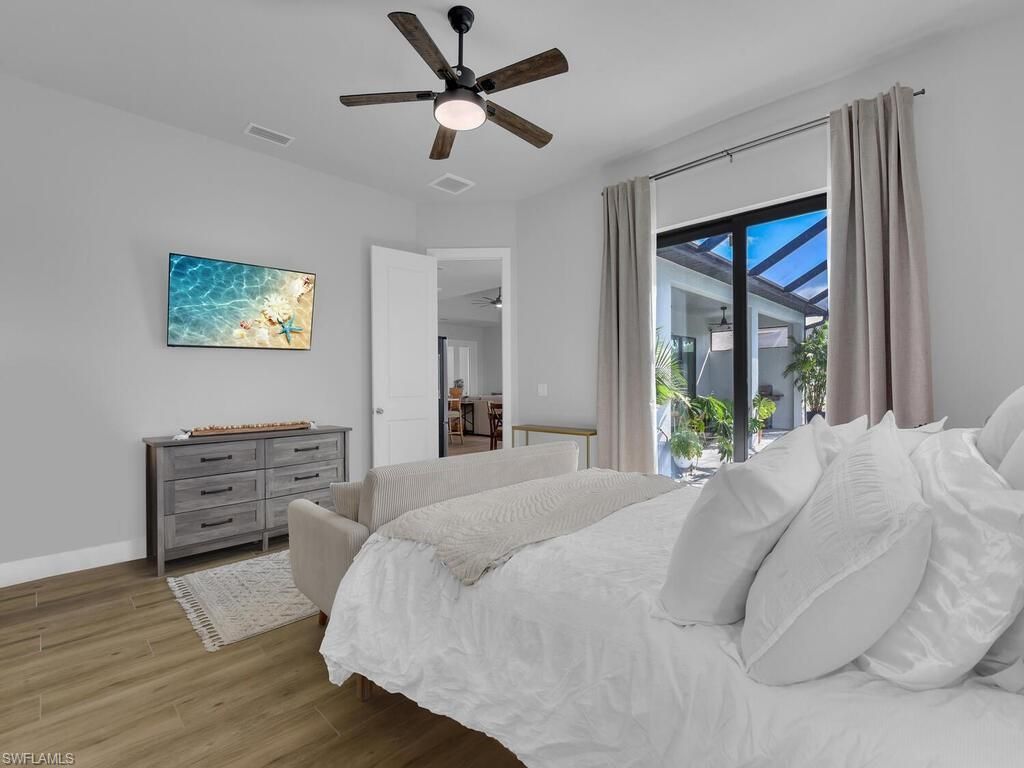 1826 SW 17th Ave , Cape Coral, FL 33991 Photo