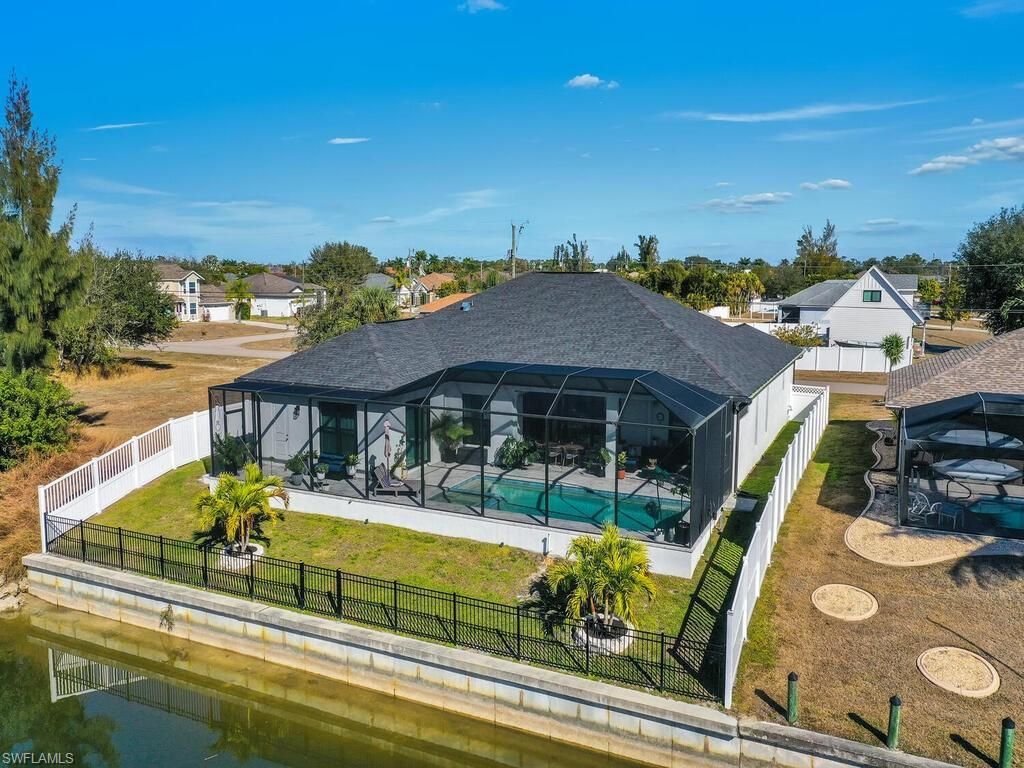 1826 SW 17th Ave, Cape Coral, FL 33991 Photo