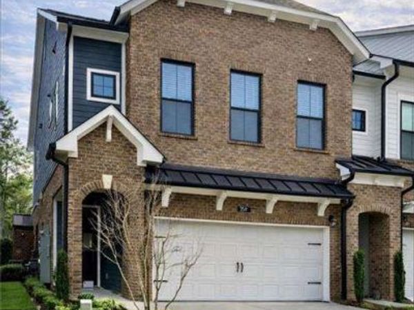 250 Walker Avenue, Roswell, GA 30076