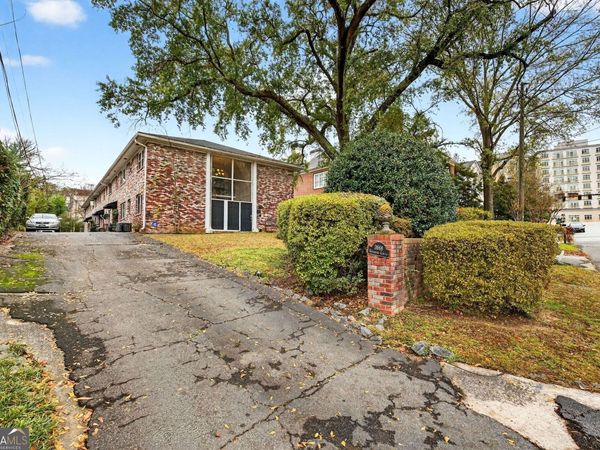 3668 Kingsboro Road NE, Atlanta, GA 30319