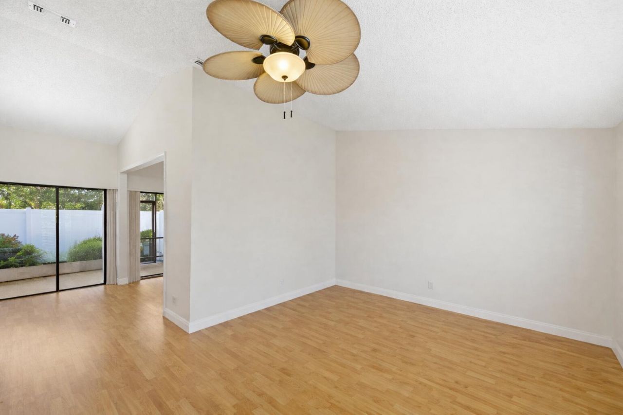 406 Lakewood Court, Unit 4a, Jupiter, FL 33458 Photo