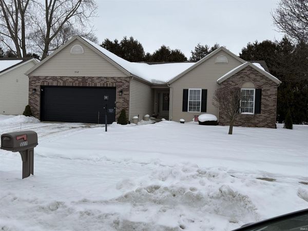 5512 Zappia Drive, Mishawaka, IN 46545