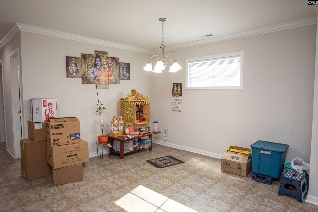 98 Ridge Circle Drive  Photo 10