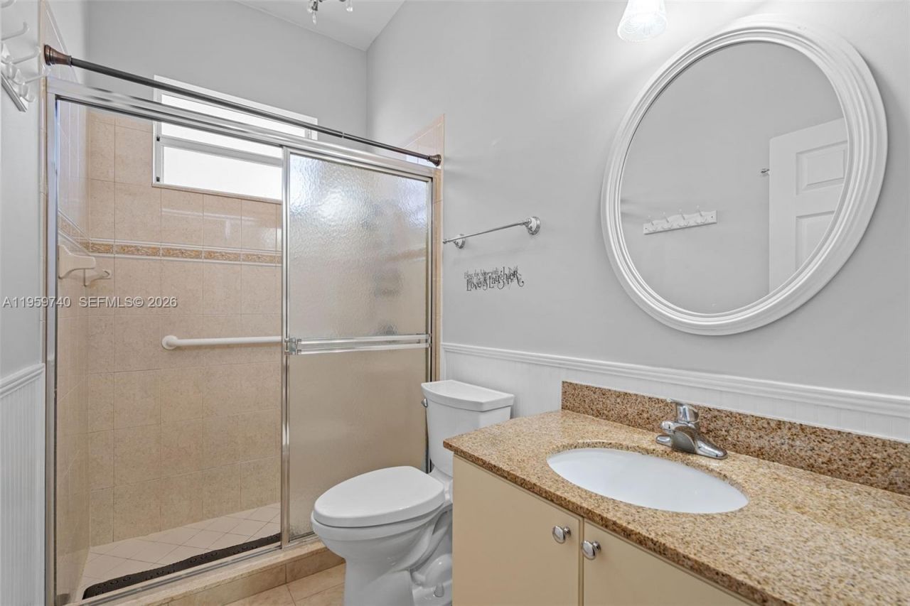 2570 SE 4th Pl , Homestead, FL 33033 Photo