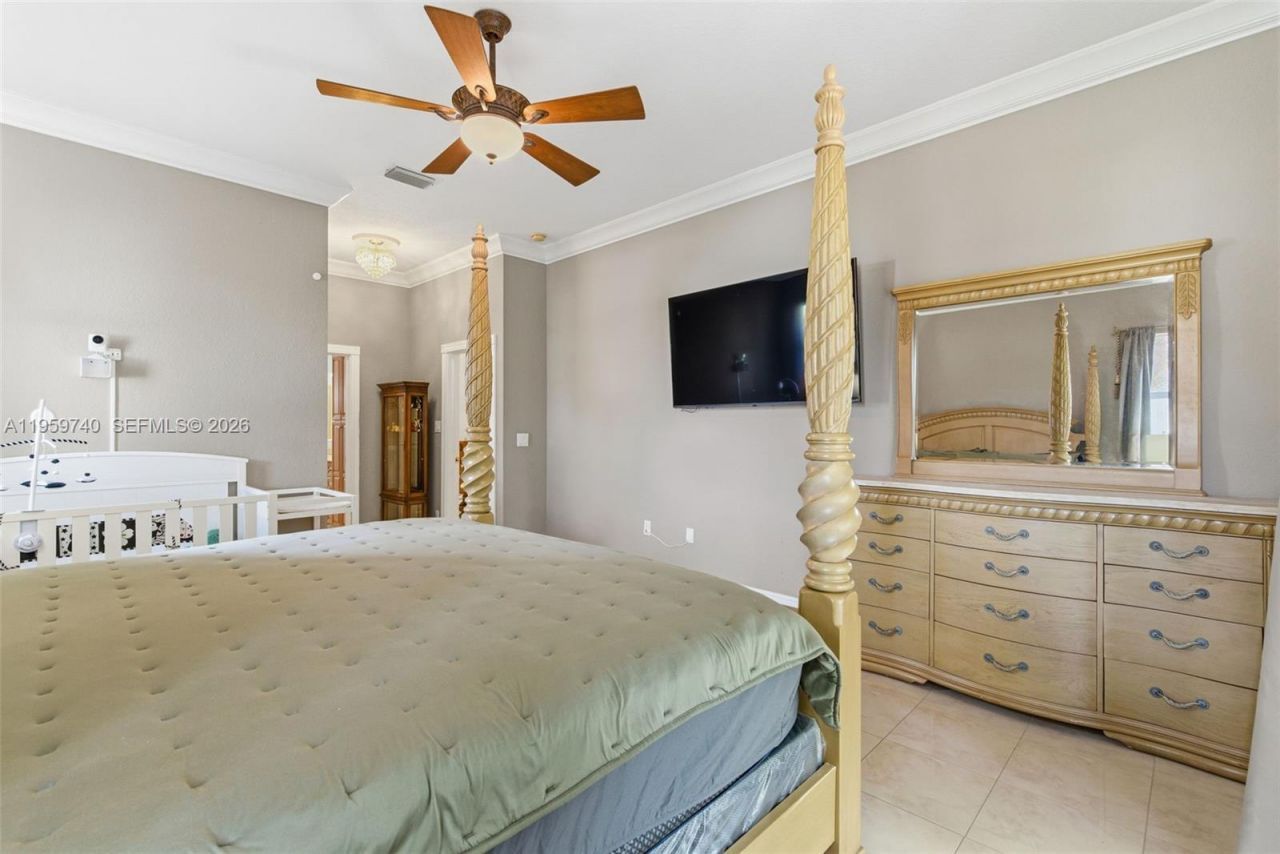 2570 SE 4th Pl , Homestead, FL 33033 Photo