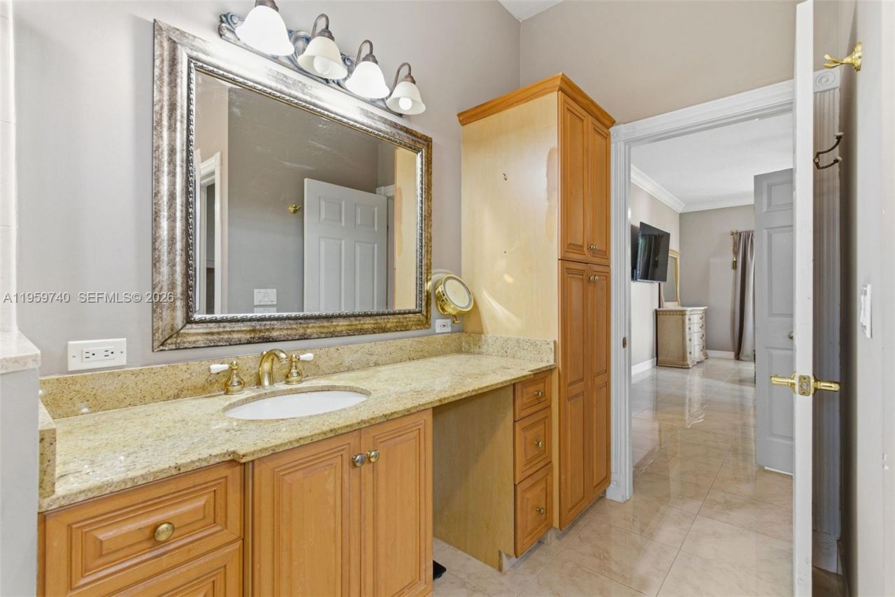 2570 SE 4th Pl , Homestead, FL 33033 Photo