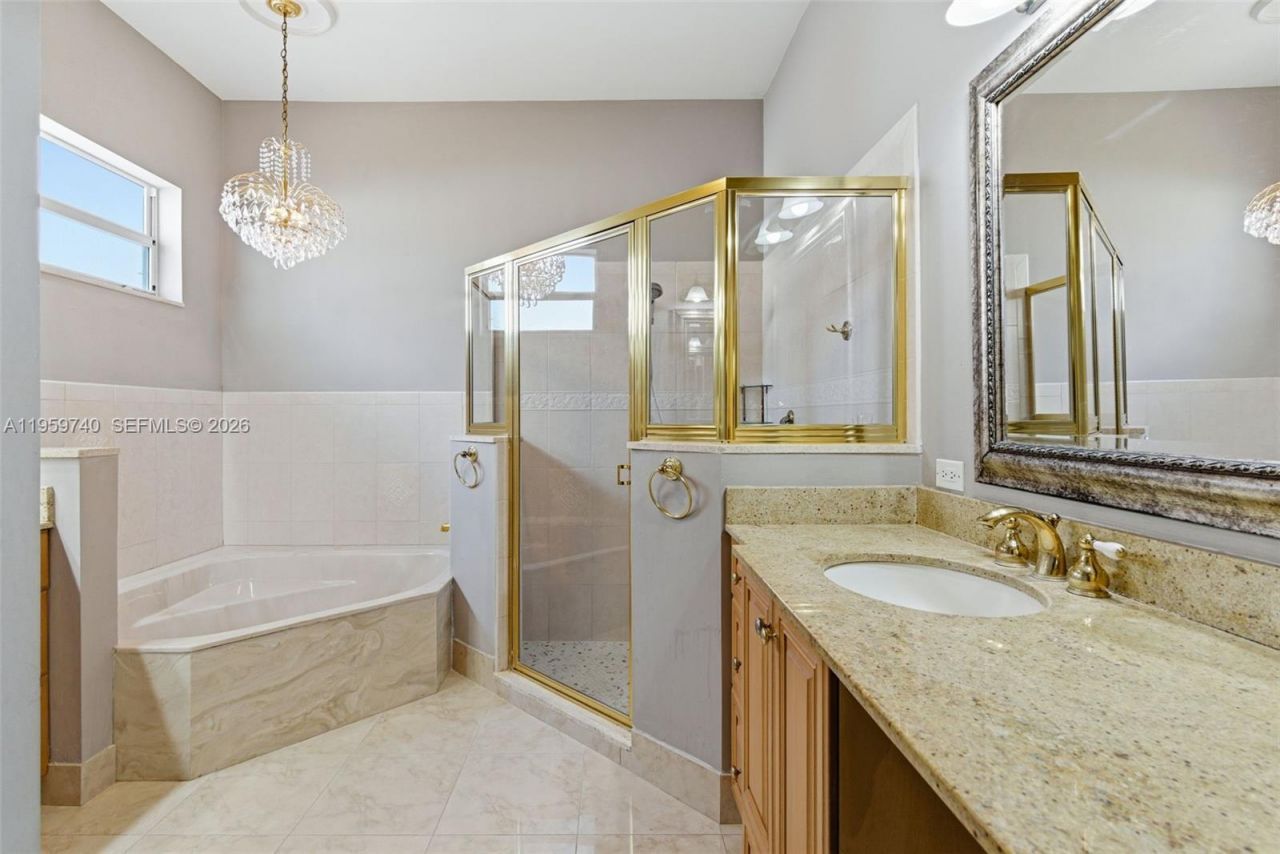 2570 SE 4th Pl , Homestead, FL 33033 Photo