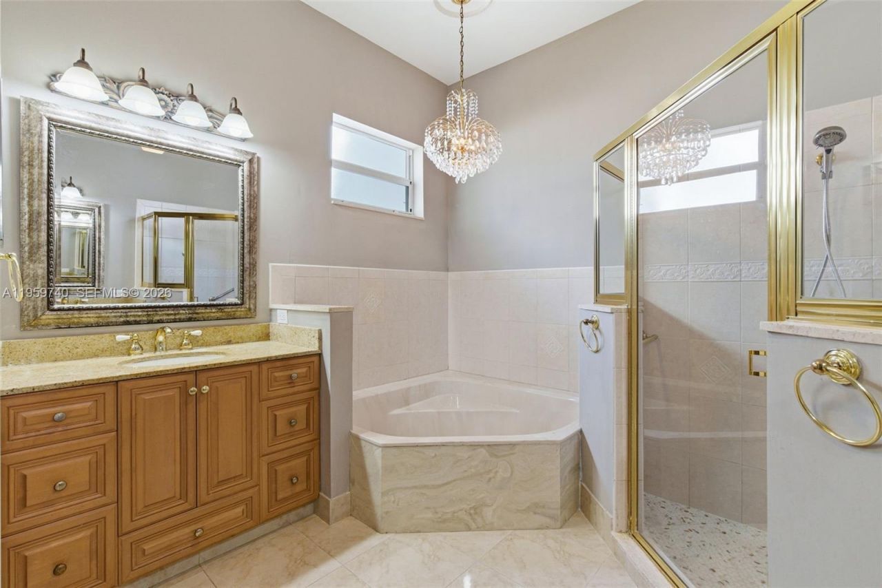 2570 SE 4th Pl , Homestead, FL 33033 Photo