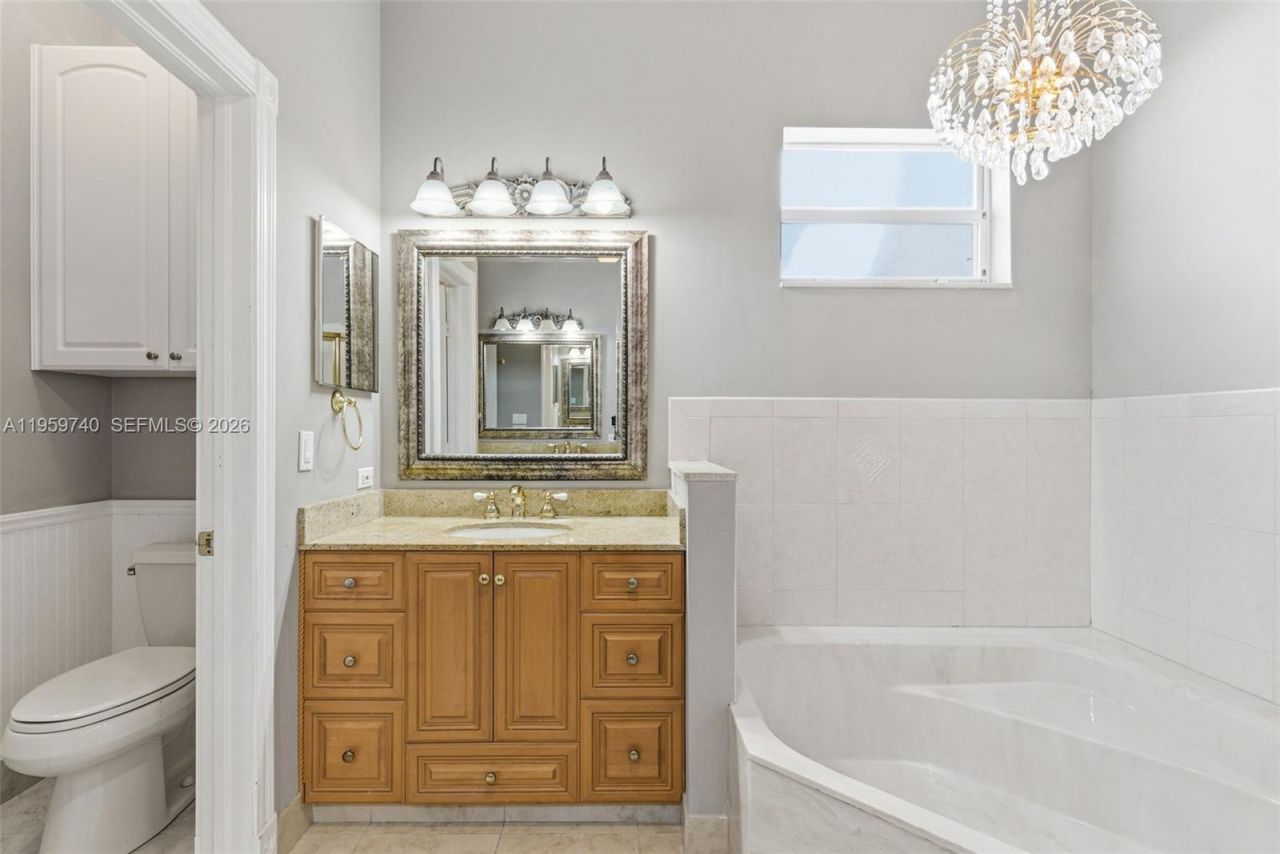 2570 SE 4th Pl , Homestead, FL 33033 Photo