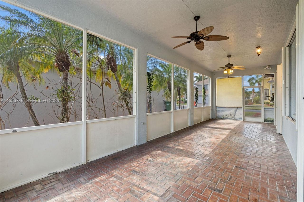 2570 SE 4th Pl , Homestead, FL 33033 Photo