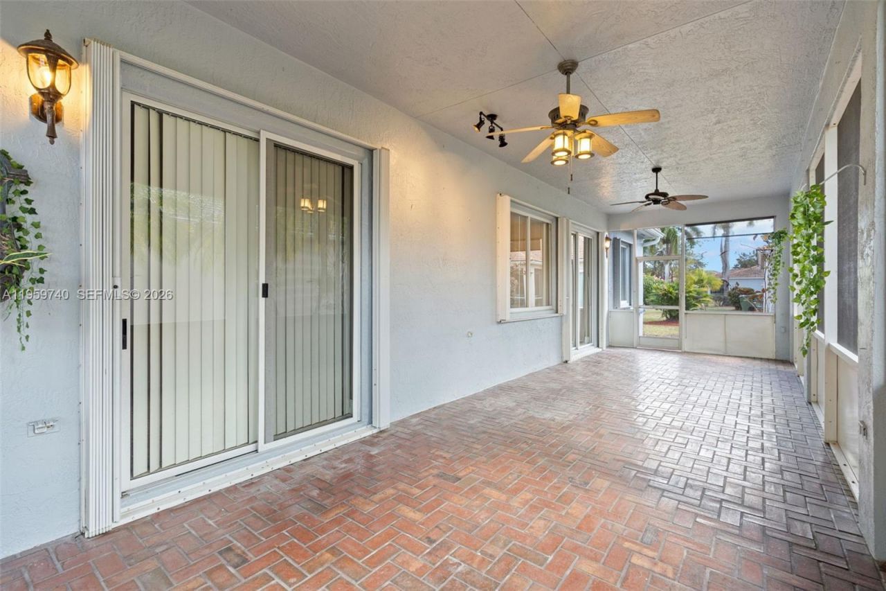 2570 SE 4th Pl , Homestead, FL 33033 Photo