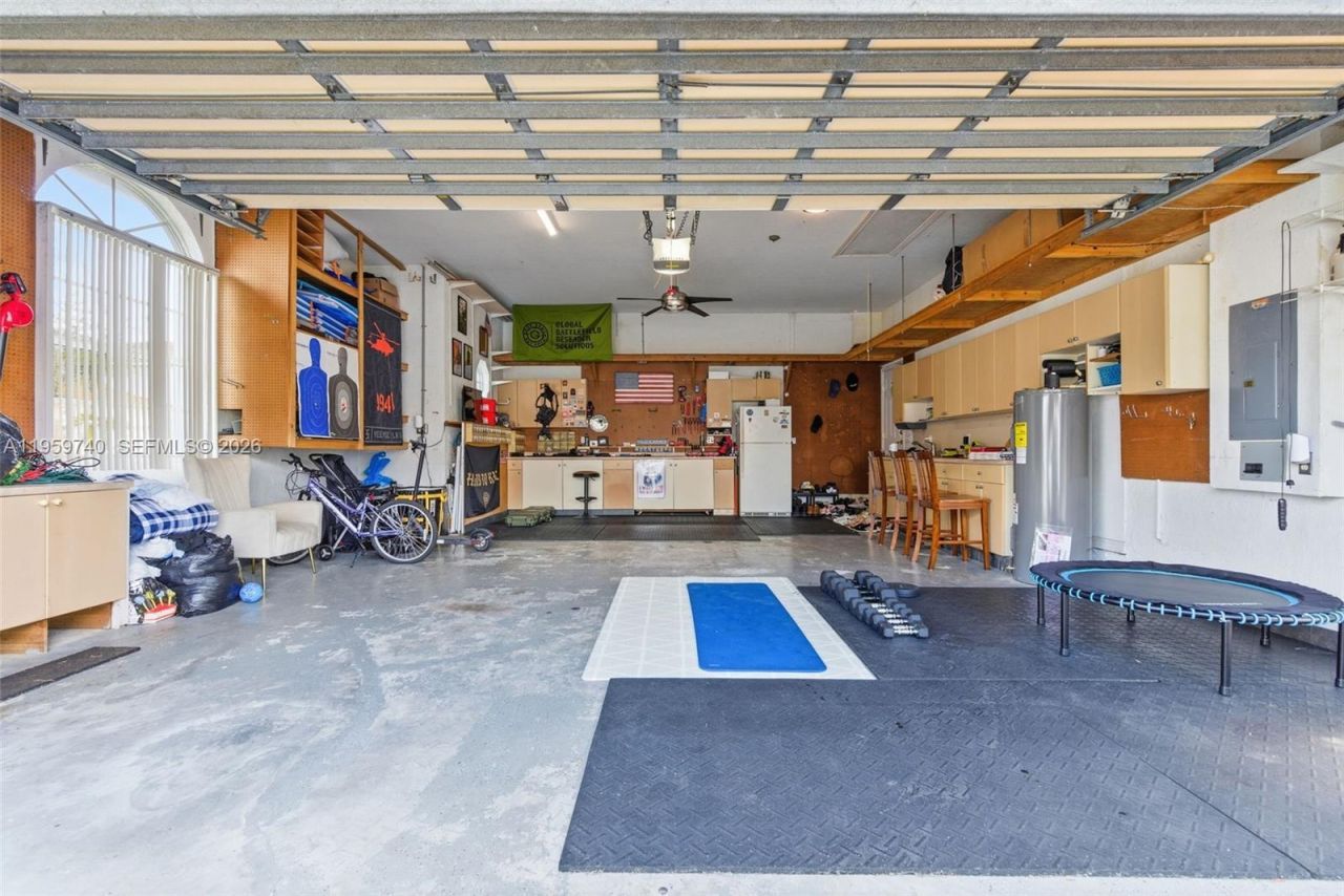 2570 SE 4th Pl , Homestead, FL 33033 Photo