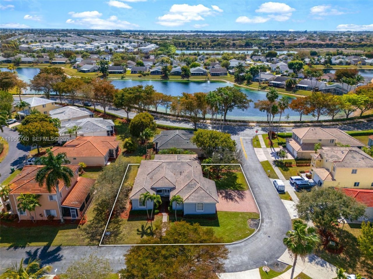 2570 SE 4th Pl , Homestead, FL 33033 Photo