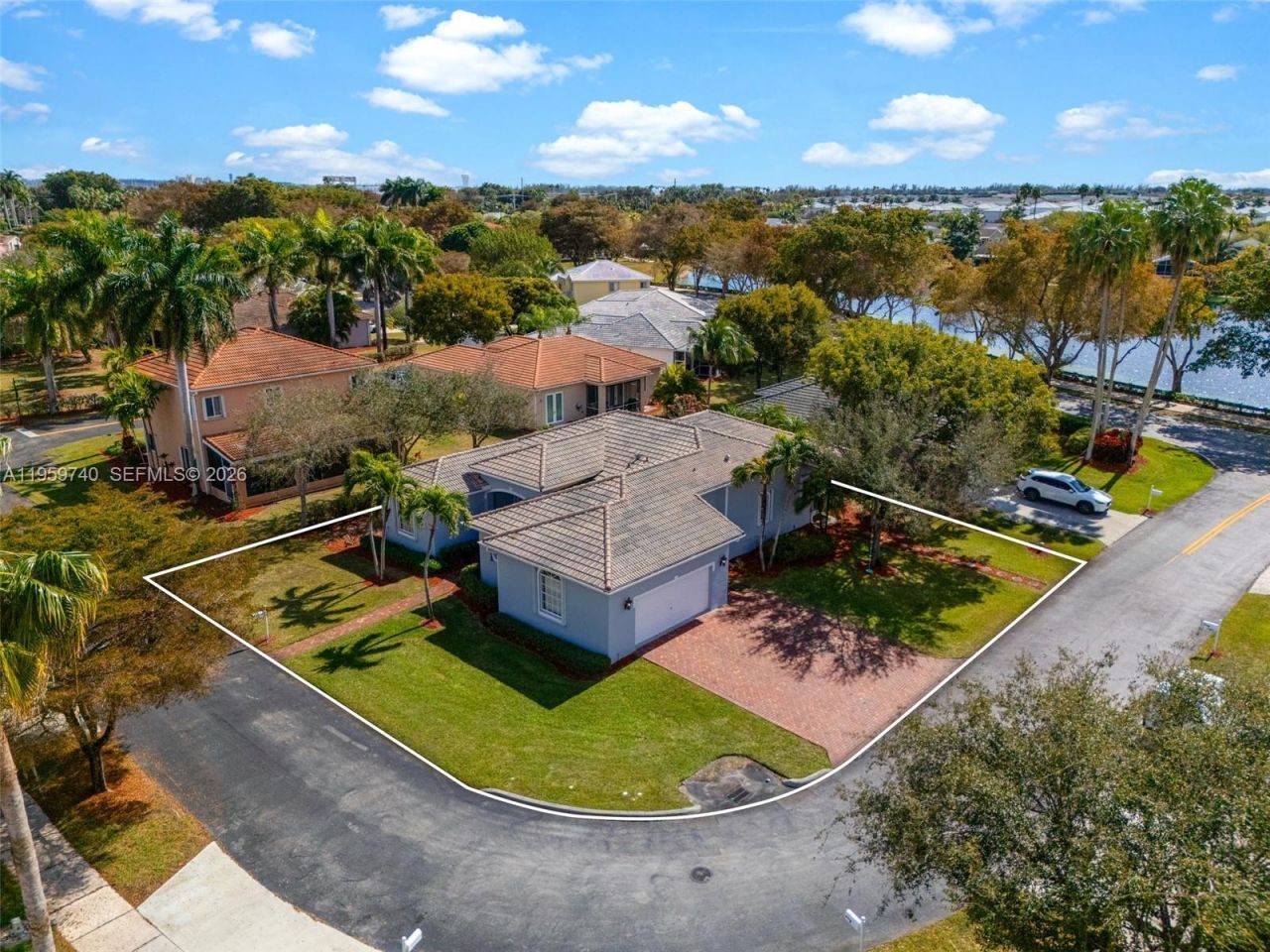 2570 SE 4th Pl , Homestead, FL 33033 Photo