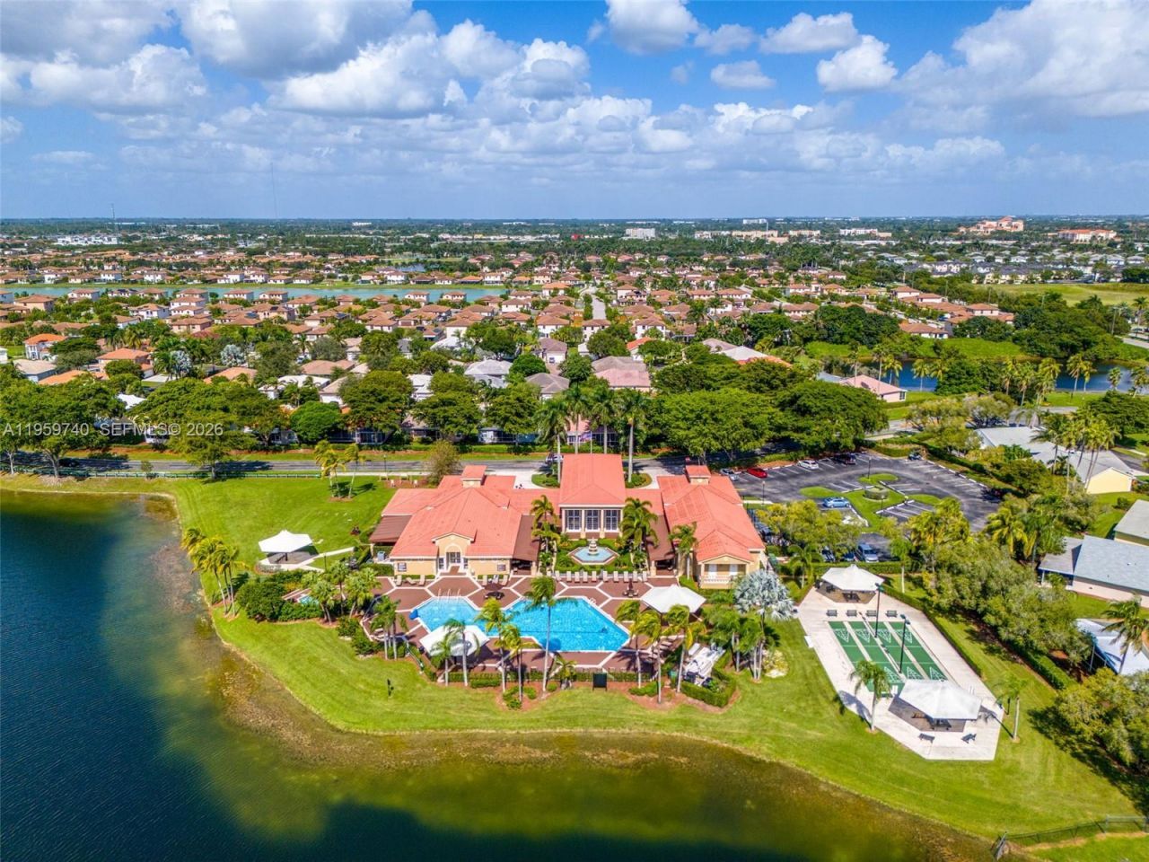 2570 SE 4th Pl , Homestead, FL 33033 Photo