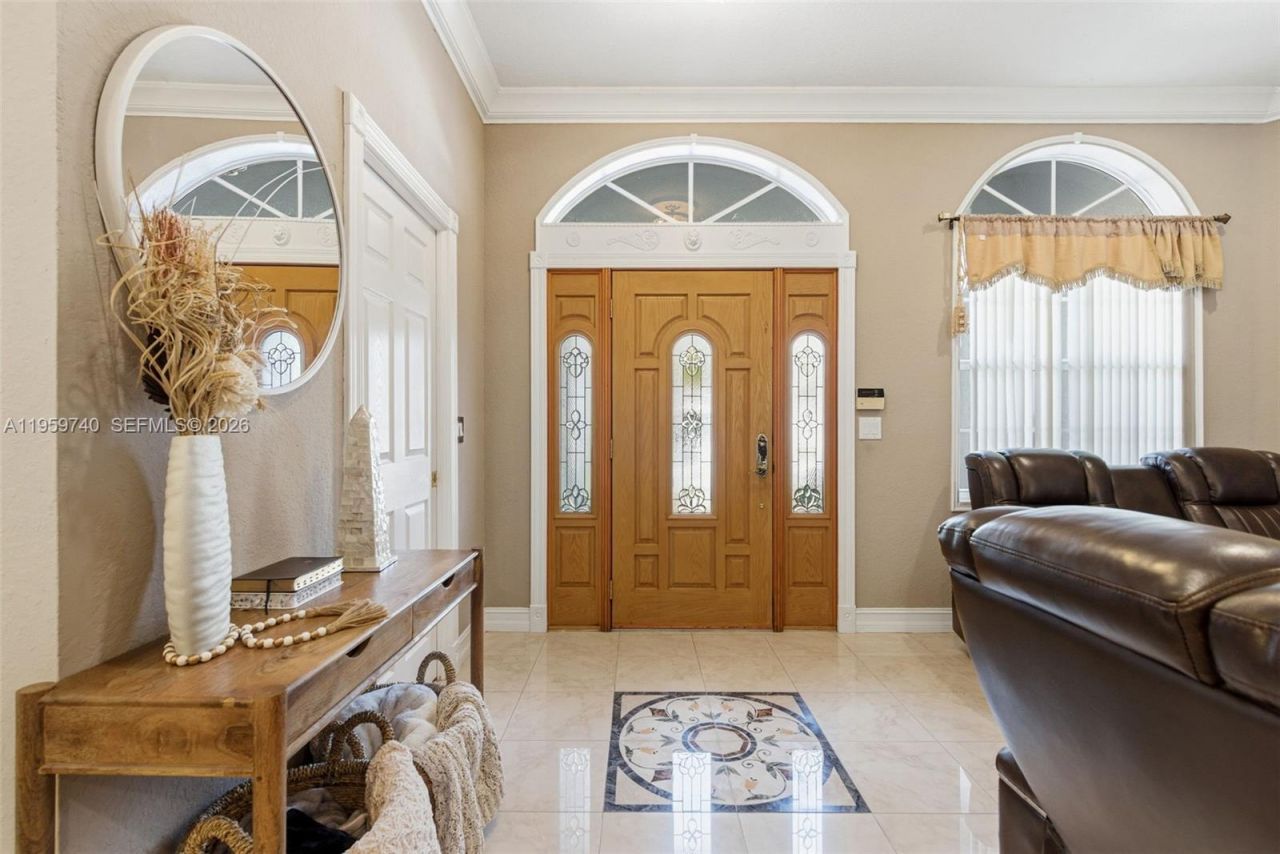 2570 SE 4th Pl , Homestead, FL 33033 Photo