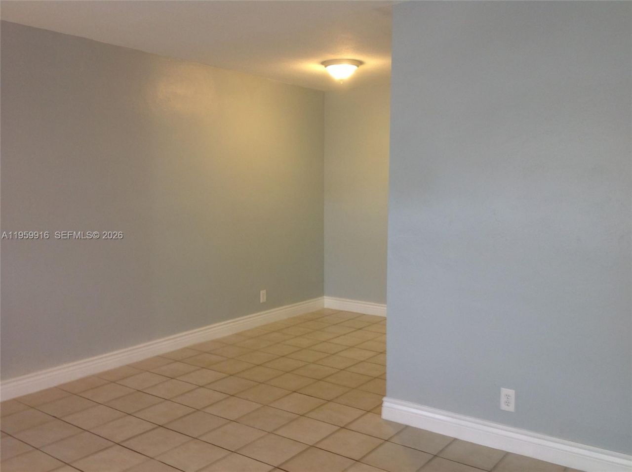 280 SW 11th Ave , Unit 5, Hallandale Beach, FL 33009 Photo