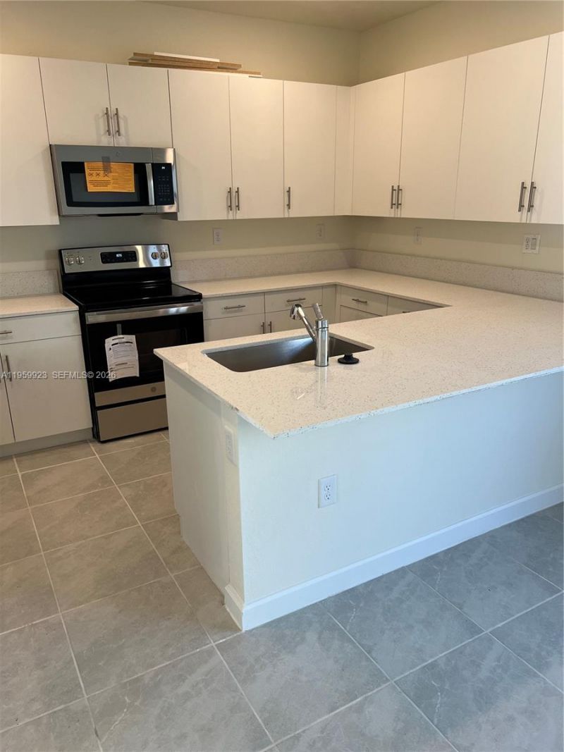 11447 W 34th Ct , Hialeah, FL 33018 Photo