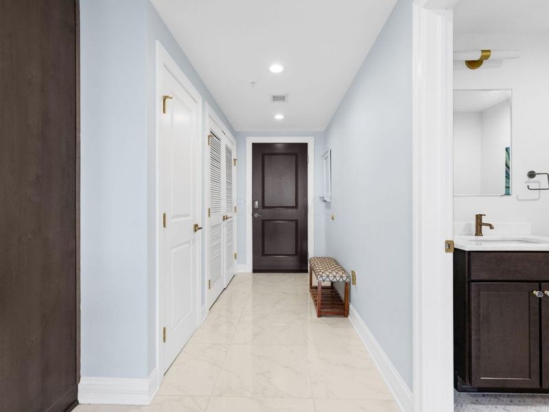 50 W Broad Street, Unit 3401, Columbus, OH 43215 Photo 11