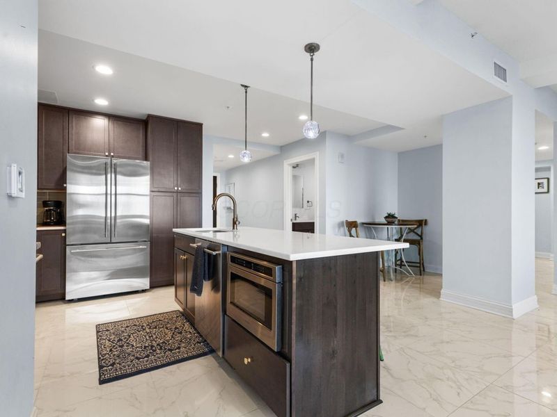 50 W Broad Street, Unit 3401, Columbus, OH 43215 Photo 4