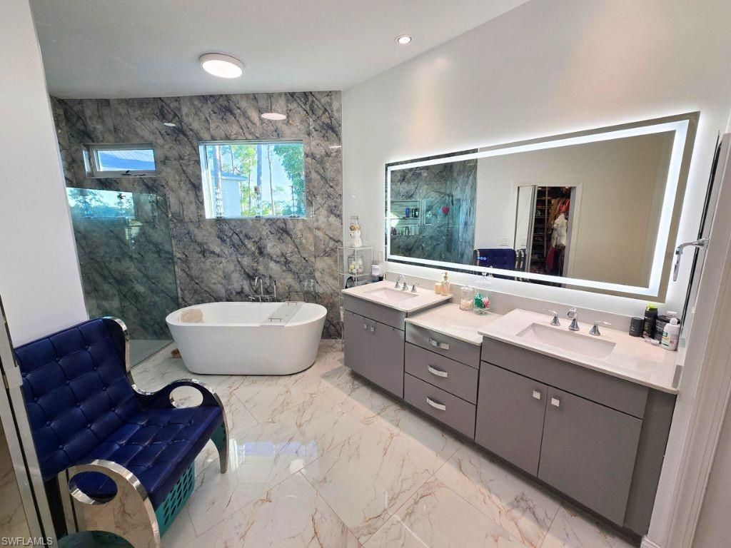 18683 Baseleg Ave , North Fort Myers, FL 33917 Photo