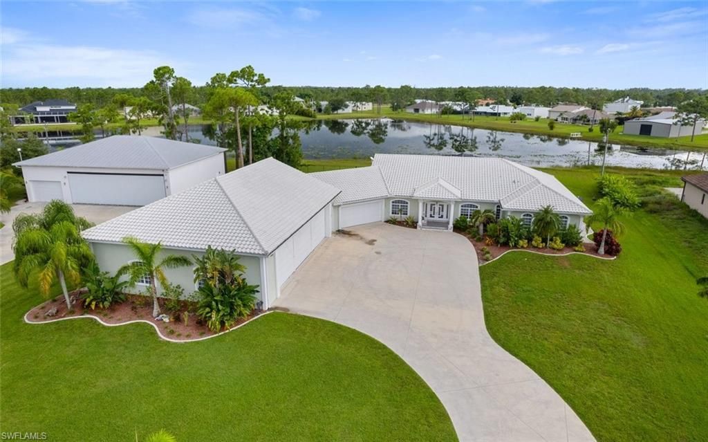 18683 Baseleg Ave , North Fort Myers, FL 33917 Photo