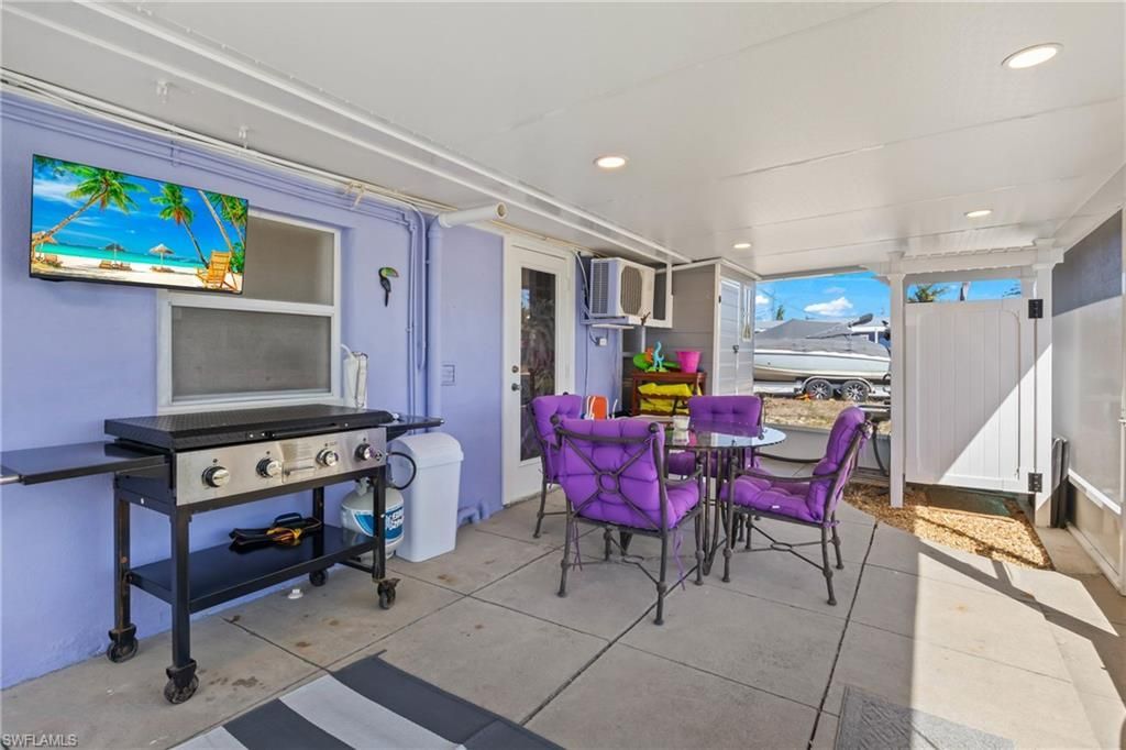 2649 Coco Plum Dr, Matlacha, FL 33993 Photo