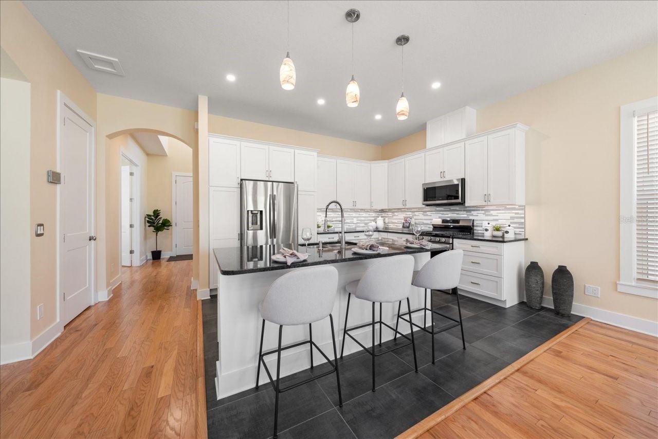 1120 24th Avenue N, Saint Petersburg, FL 33704 Photo