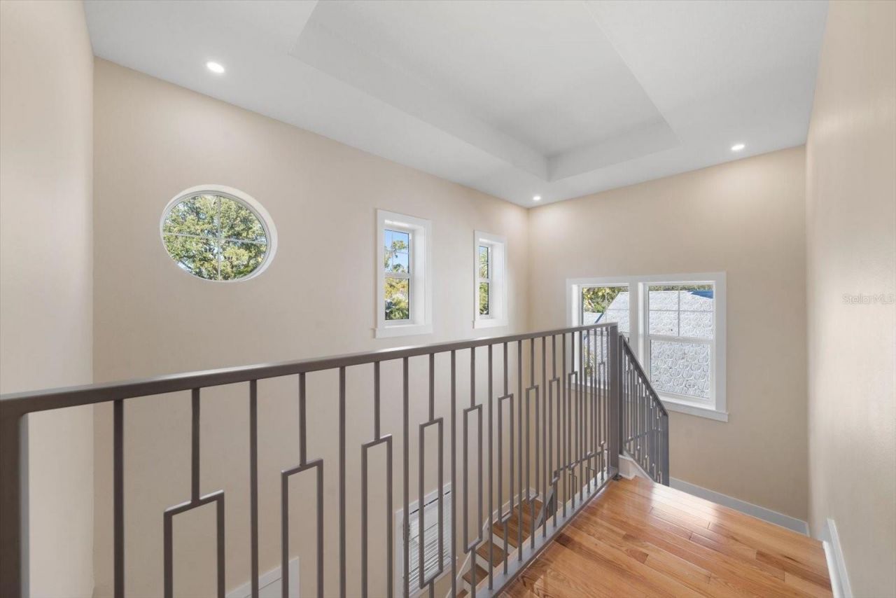 1120 24th Avenue N, Saint Petersburg, FL 33704 Photo