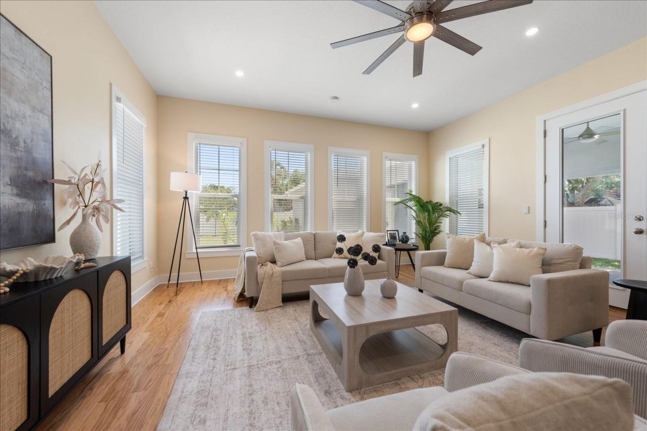 1120 24th Avenue N, Saint Petersburg, FL 33704 Photo