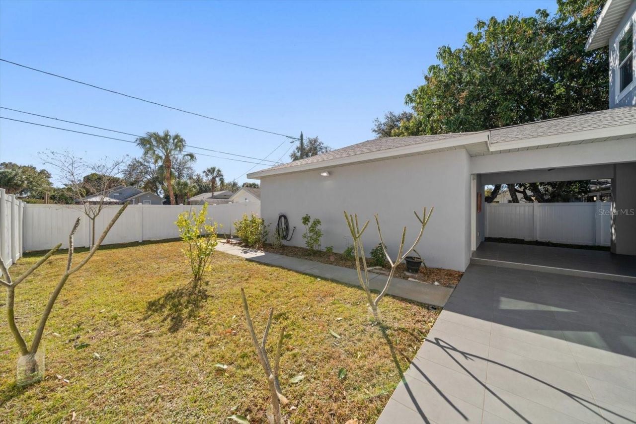 1120 24th Avenue N, Saint Petersburg, FL 33704 Photo