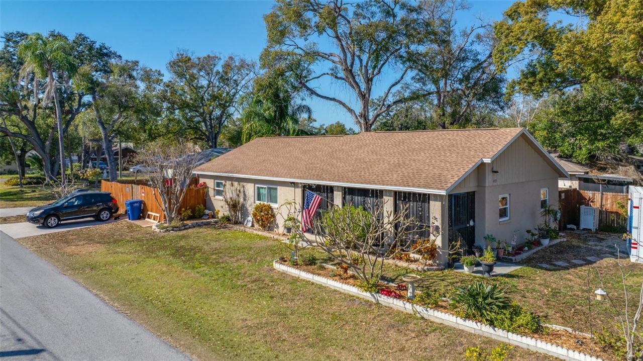 6425 S Adelia Avenue, Tampa, FL 33616 Main Photo