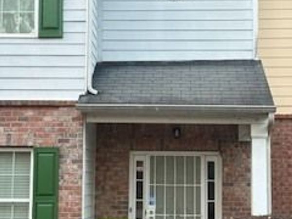 180 Brookview Drive, Riverdale, GA 30274