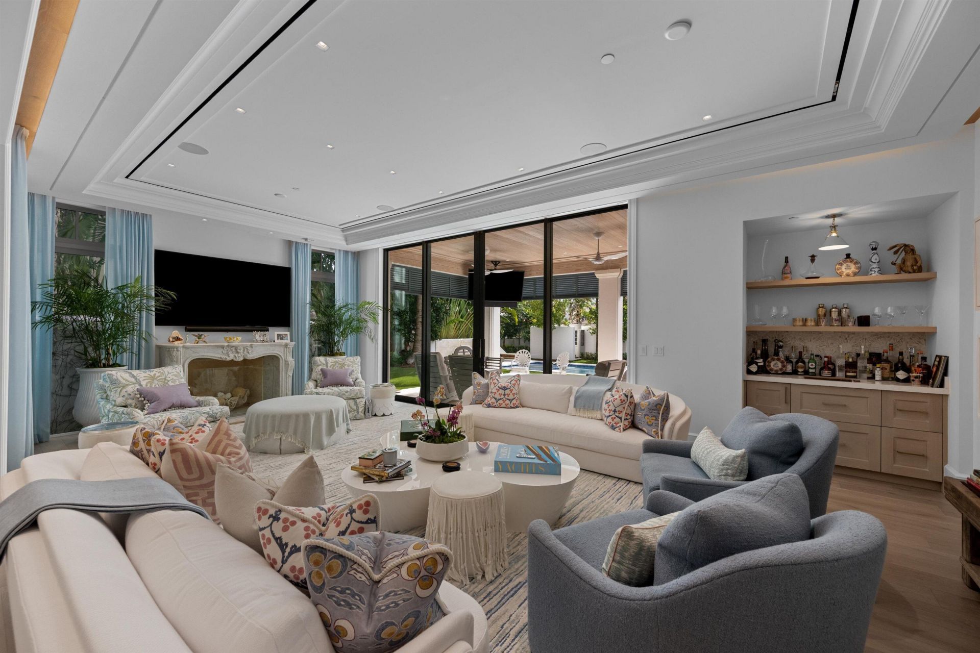 218 Brazilian Avenue, Palm Beach, FL 33480 Photo