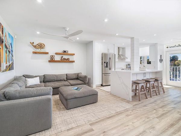 108 Paradise Harbour Boulevard, Unit 210, North Palm Beach, FL 33408