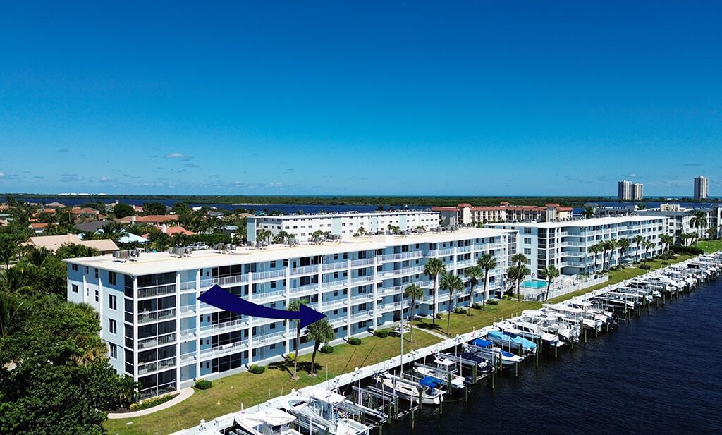 108 Paradise Harbour Boulevard, Unit 210, North Palm Beach, FL 33408 Photo