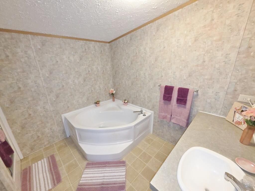 296 Deep Woods Road Photo 14