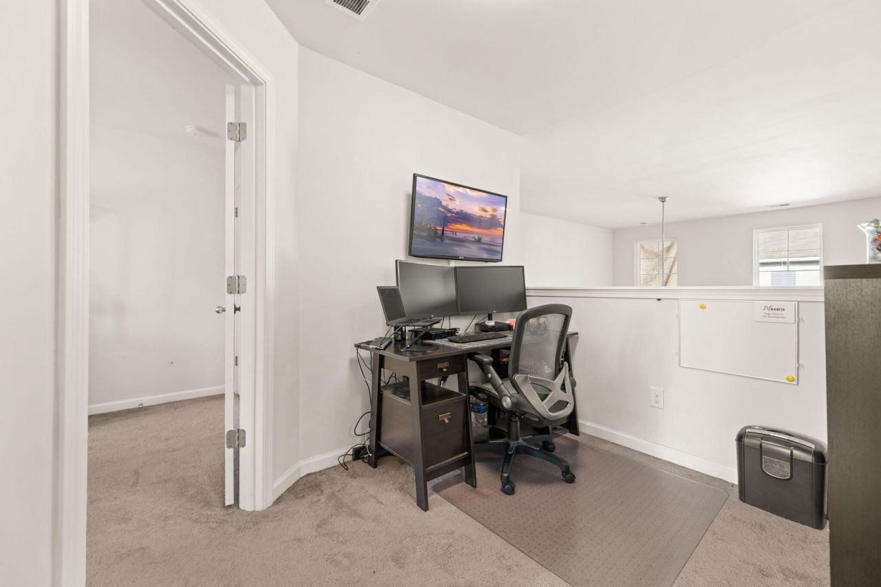 132 Wild Holly Drive Photo 18