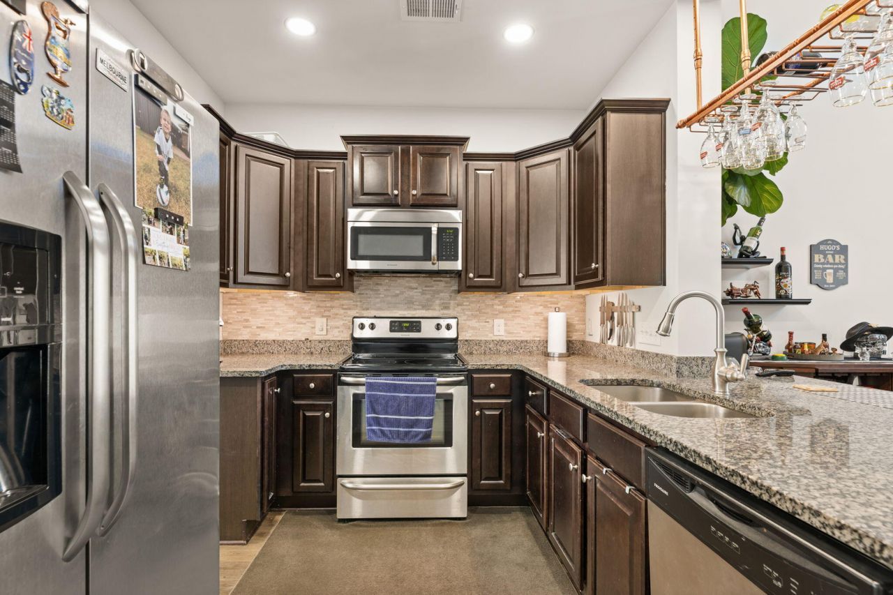 132 Wild Holly Drive Photo 4