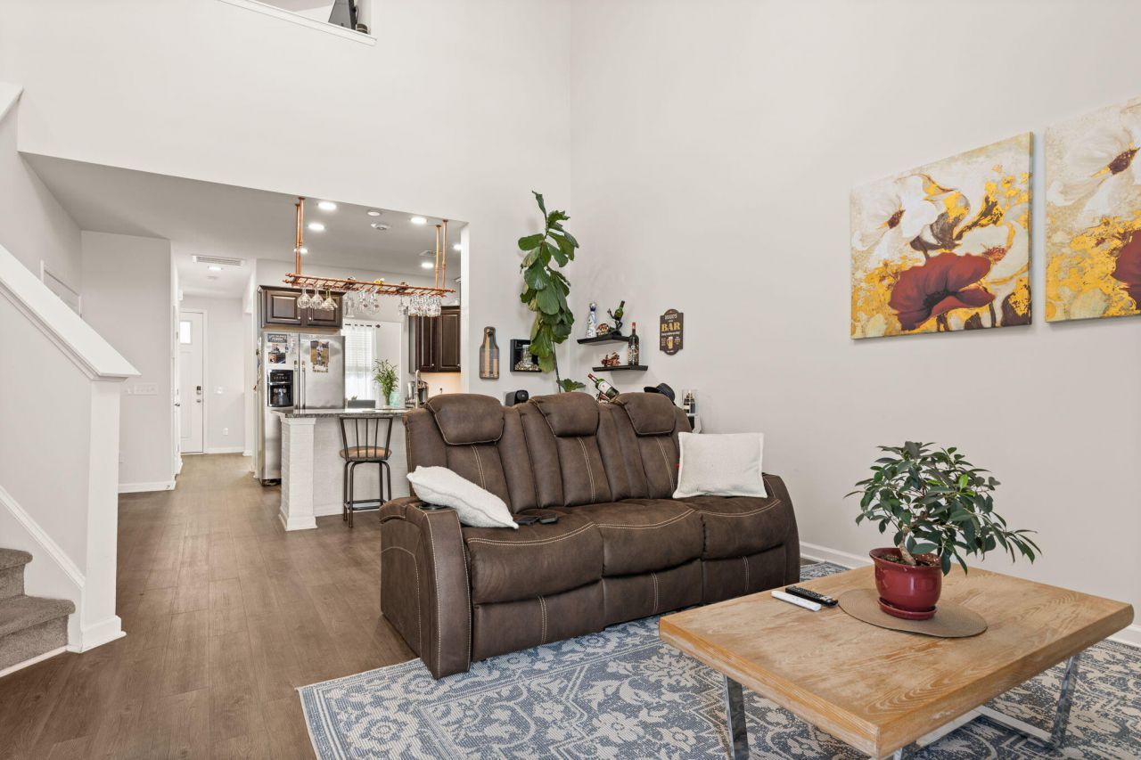 132 Wild Holly Drive Photo 7