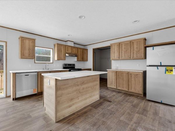 240 Johnson Lane, Pineville, SC 29468